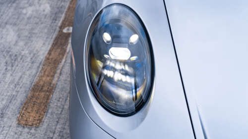 Високопродуктивний спортивний автомобіль Porsche GT3 RS, що вирізняється агресивним... 8K