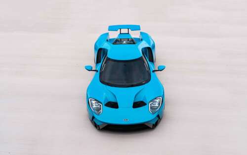 Елегантний і потужний суперкар Ford GT, що вирізняється аеродинамічним дизайном і... 7680x4800