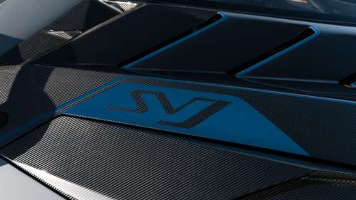 Високопродуктивний суперкар Lamborghini, що вирізняється обтічним, аеродинамічним... 8K