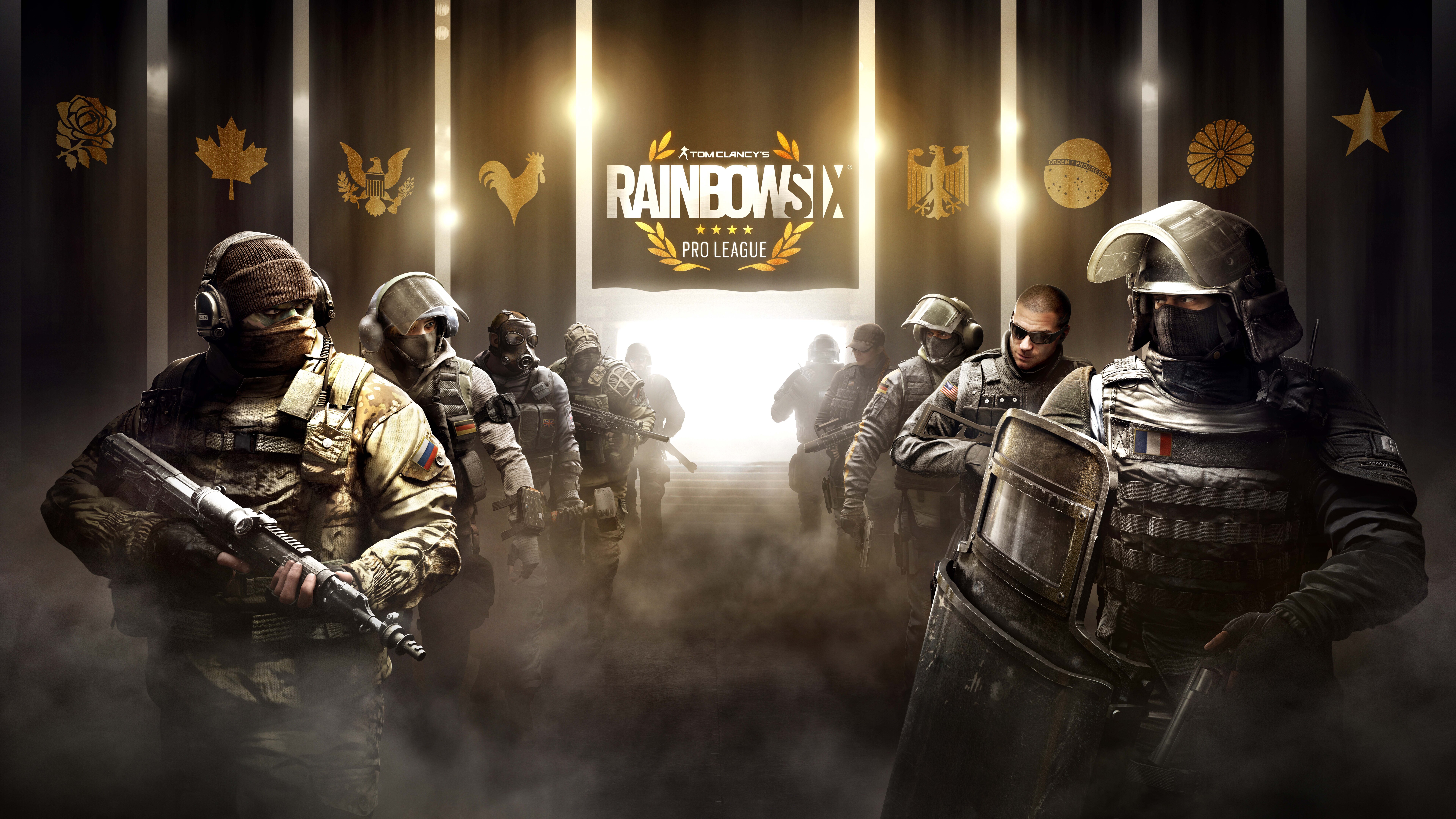 Озброєний до зубів тактичний оперативник із відеогри Rainbow Six Siege, одягнений у сучасне бойове спорядження та балістичний шолом.